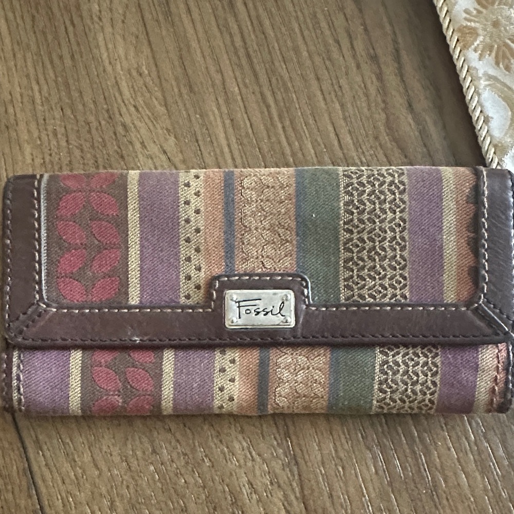 Fossil Multicolor Patterned Wallet genuine leather